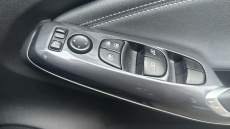 Nissan Juke 1.0 DiG-T N-Connecta 5dr Petrol Hatchback